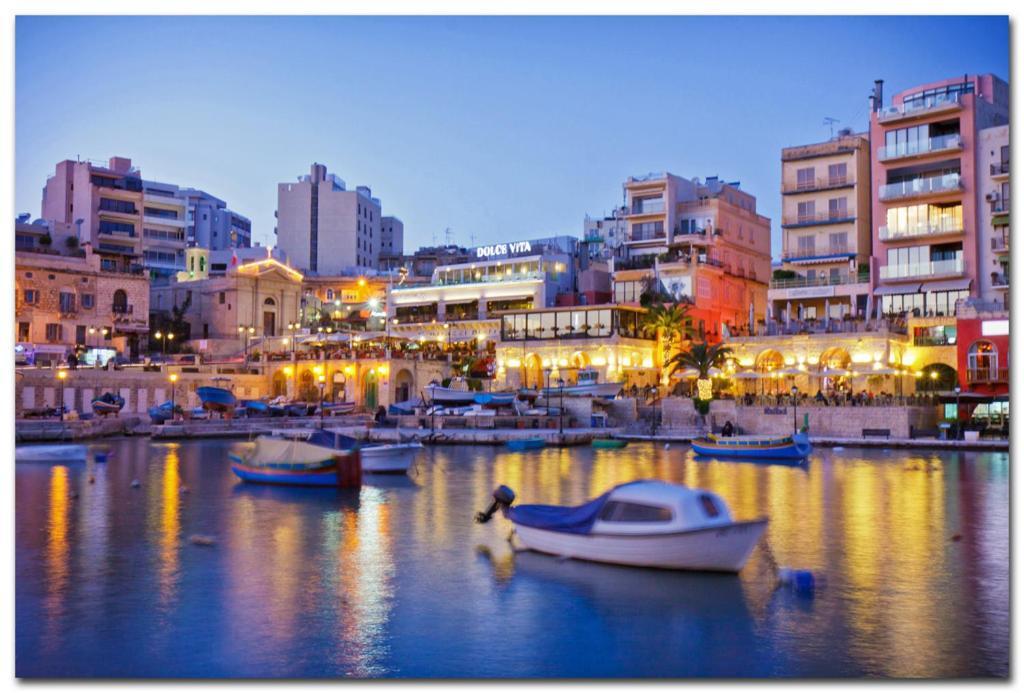 Unbeatable Location Valletta And Harbour Views Apartment Sliema Exterior foto